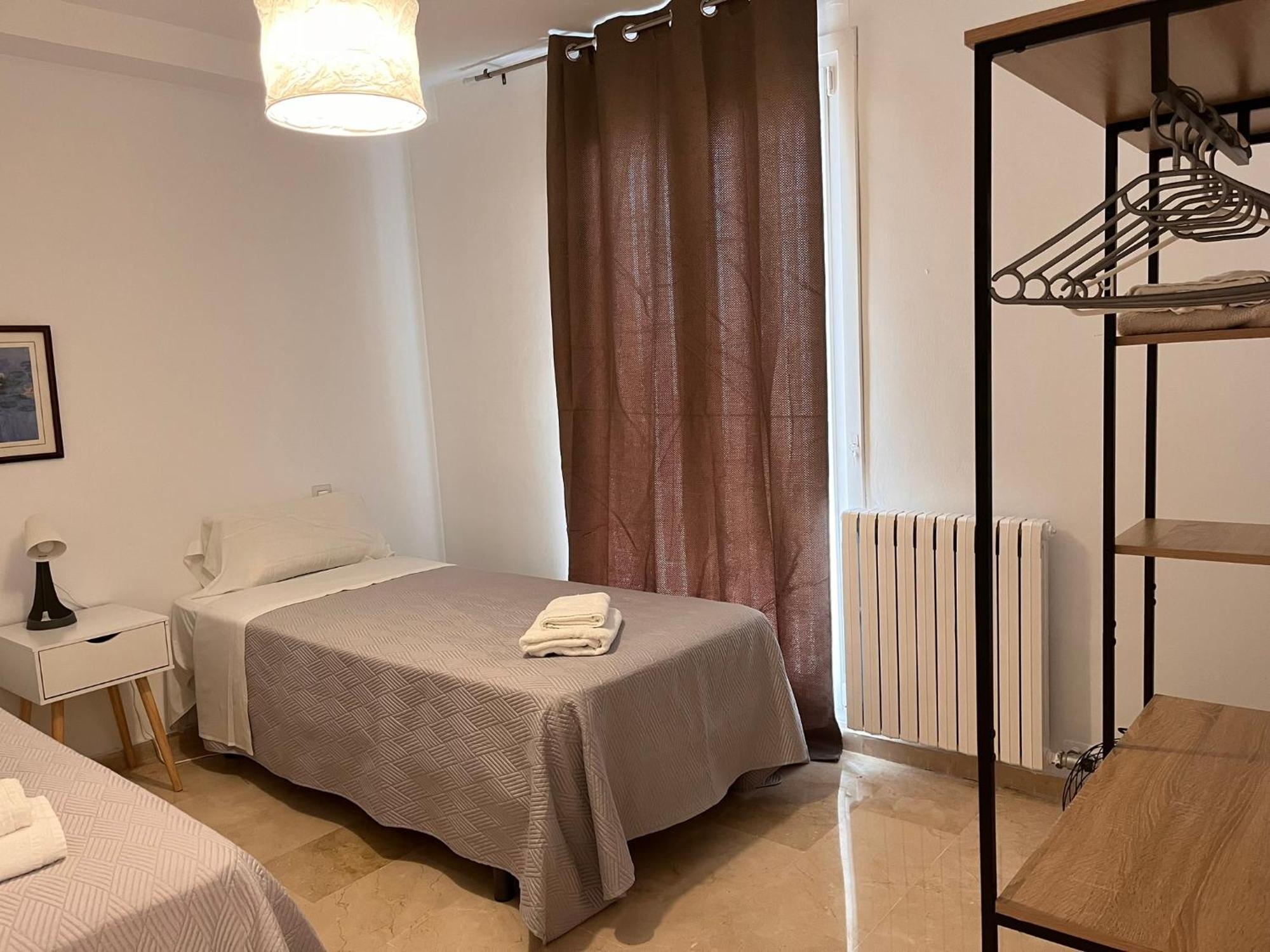 18 Torres Santa Cruz Apartment Zaragoza Exterior photo